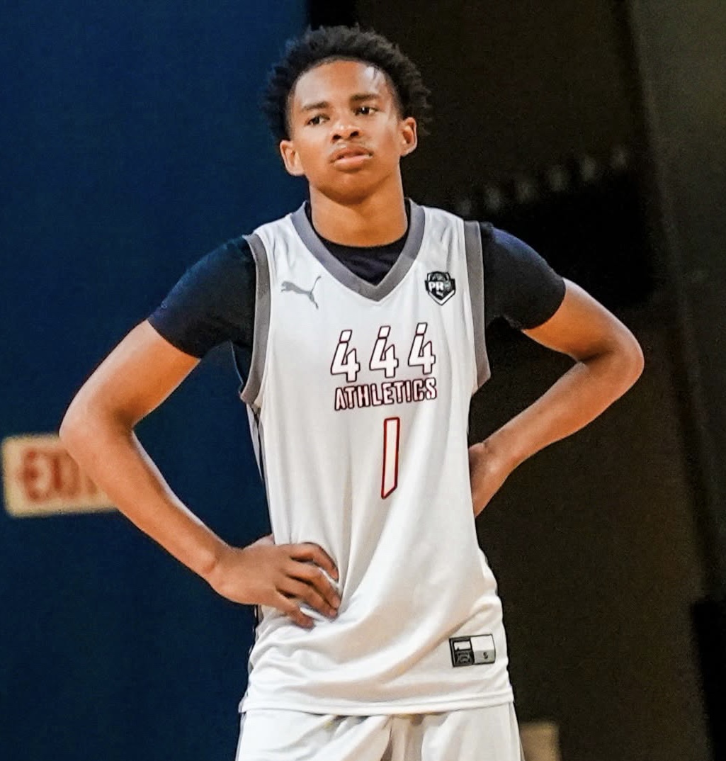 VD Athlete recruiting graphic featuring Kingsley Anderson of 444 Athletics after a dominant performance on the On The Radar circuit. Anderson dropped 41 points, shot 10-of-16 from three-point range, and added 4 assists while competing up against Class of 2028 competition.