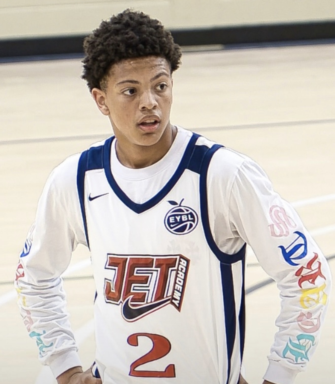Deuce Grayson wearing Jet Academy jersey at Nike Jr. EYBL Peach Jam